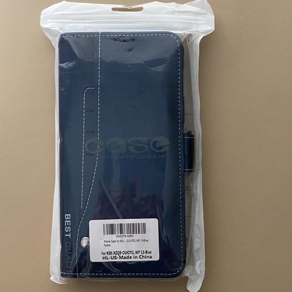 NWT- iPhone case + wallet - Picture 3 of 8